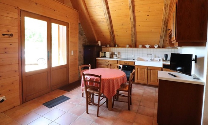 Saint-Paul-de-Salers Cottage | Gite Saint-Paul-de-Salers, 2 bedrooms, 4 persons