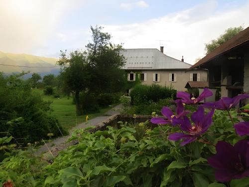 Verrens-Arvey House | Gite Sources D'Arvey
