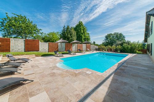 Trentels House | Gite spacieux 410 m