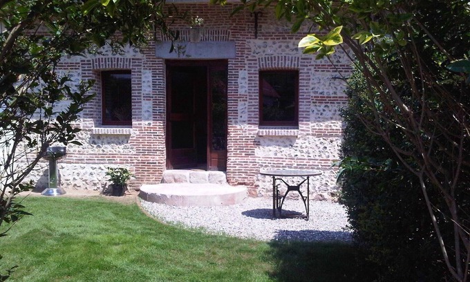 Saint-Martin-le-Gaillard Cottage | Gîte - very pretty little house with garden - France Normandie - 10' from the sea