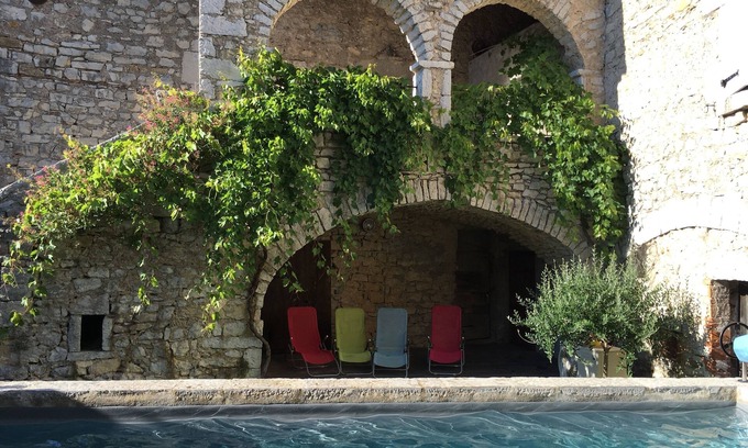 Saint-Andre-de-Cruzieres House | Gîte with swimming pool in stone house