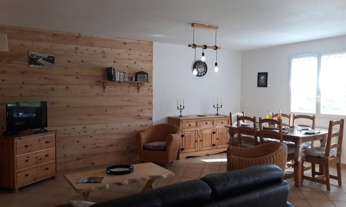 Saint-Romain-en-Jarez Cottage | Gite with garden, kids' games, and boules court. Perfect for hiking and biking!