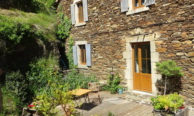 Saint-Melany House | Gite with jacuzzi in a small village in the Cévennes ardéchoises region