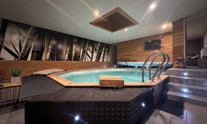 Eu House | Gîte with private indoor pool 4* furnished tourist accommodation