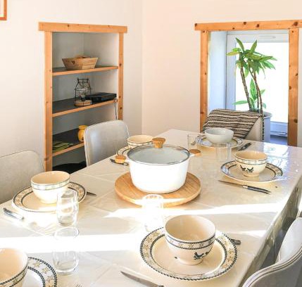 Saint-Christophe-la-Grotte Apartment | Gites des Casernes