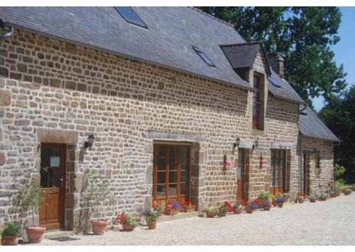 Saint-Simeon House | Gites Les Coudreaux
