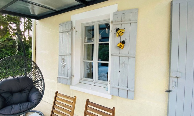 Ruffec Cottage | Gites Rue Du Chateau - Two Pretty French Cottages