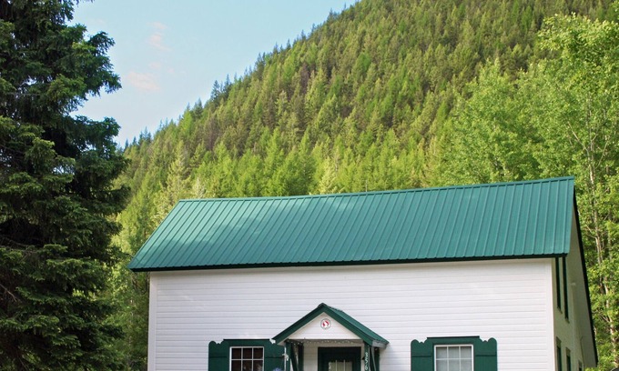 Essex House | Glacier Park Montana Historic Mountain House