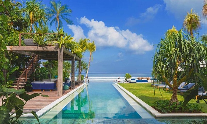 Dyanapura Villa | Glamorous Beachside Escape in Seminyak – Bali Villa 1055