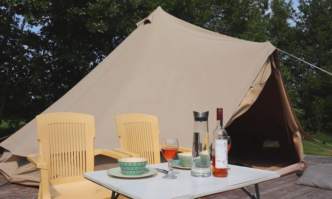 Twijzel House | Glamour Tent in Frisian Woods near Cycling Route