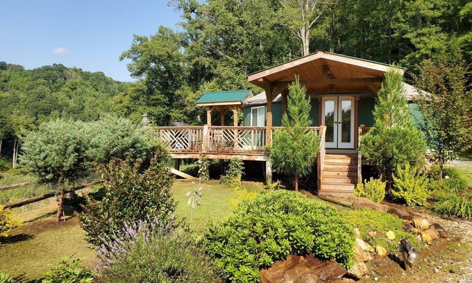 Clyde Cabin | Glamping at its finest - riverfront yurt, 30-minutes west of Asheville