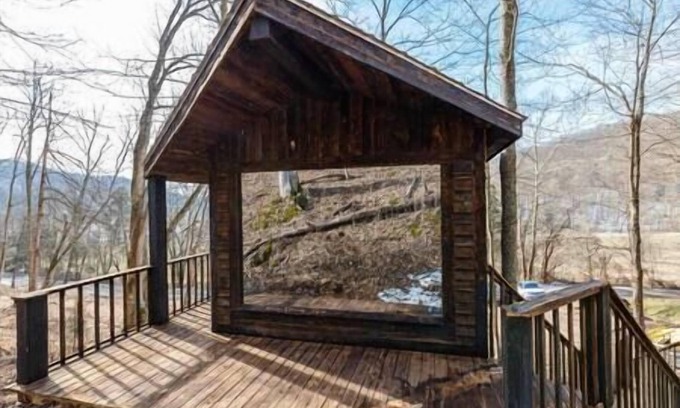 Lynx Cabin | Glamping Cabin | Huge Window | Tree House Feel