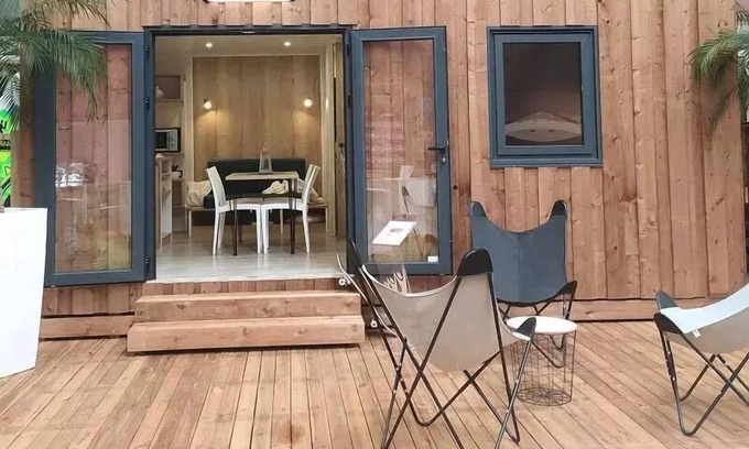 Laussac Cabin | Glamping Kabine 22m2 (2 Schlafzimmer) - ohne Sanitäranlagen 5 Personen