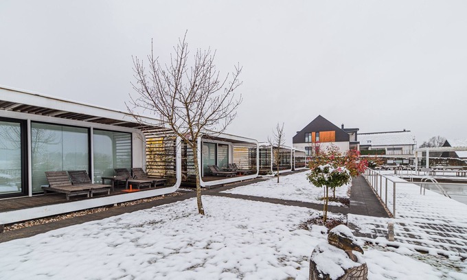 Crnomelj House | Glamping Malerič - Natural Pool & Wellness access