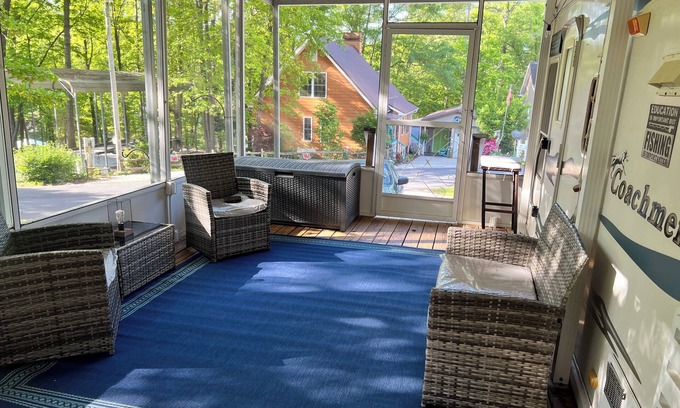 Westminster House | Glamping with a partial lake view, 30 minutes to Clemson University