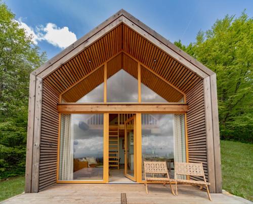 Predjama Bed & Breakfast | Glamping Zarja, Vipava Valley