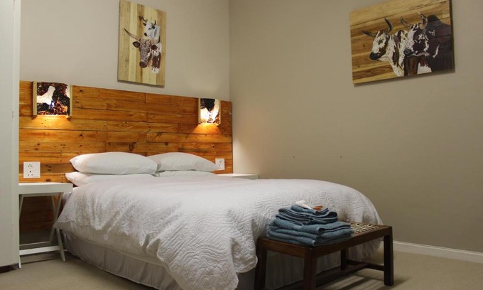 Bredasdorp Bed & Breakfast | GlassTree B&B