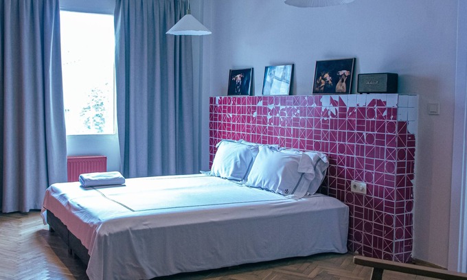 Tophane House | Glee Houses