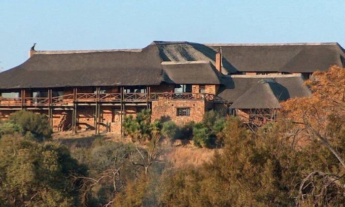 Broederstroom Cabin | Glen Afric Country Lodge