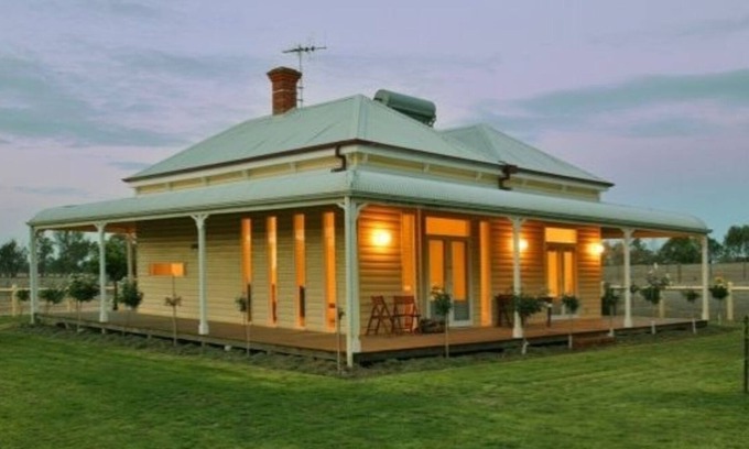 Baddaginnie Cottage | Glen Falloch Farmstay BnB Benalla