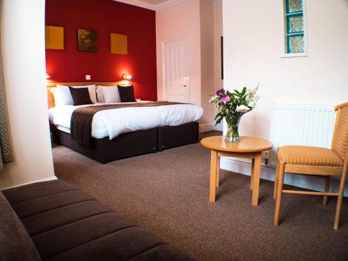 Douglas House | Glen Mona