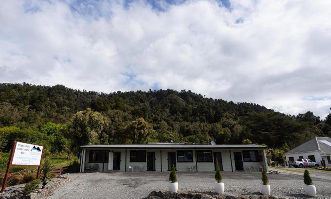 Hari Hari Hotel | GLENALMOND Country Motels