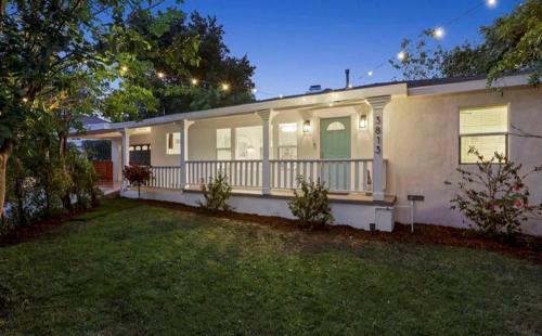 Crescenta Highlands House | Glendale Hills Hideaway