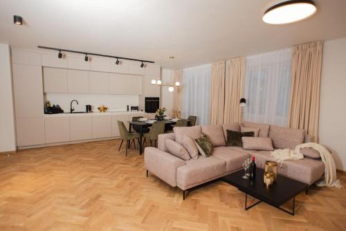 Gliwice Apartment | Gliwice Dickensa 36A Condo