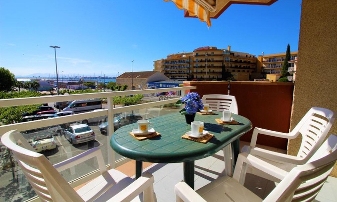 Roses Town Center Apartment | Global Immo 3197 ROCMAR