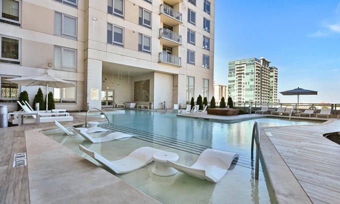 Buckhead Village Apartment | Global Luxury Suites Buckhead Atlanta