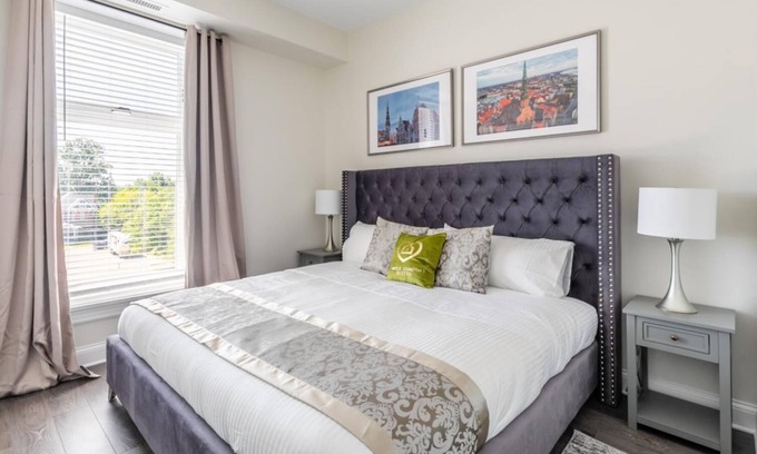Smiths Falls Apartment | GLOBALSTAY . Rideau Private Apartment w Kingsize bed. Parking.