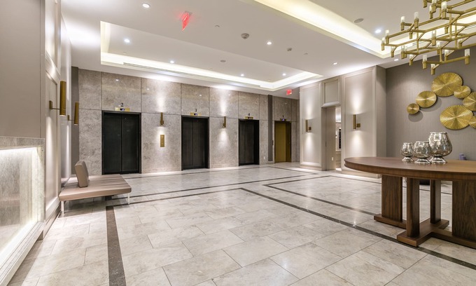 Bloor-Yorkville Apartment | GLOBALSTAY. Charming Yorkville Condos