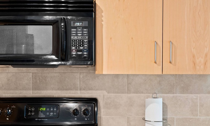 Victoria Park Apartment | GLOBALSTAY. Gorgeous Downtown Condos. Free parking