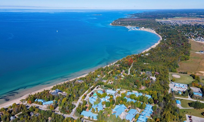 Port Elgin Condo | GLOBALSTAY. New 4Bd Basement in Port Elgin. Close to the Beach