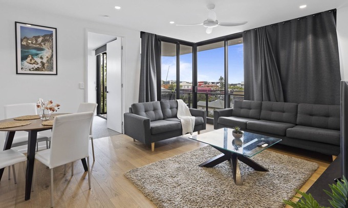 Lutwyche Apartment | Glorious 2-Bed Apartment near Local Shops