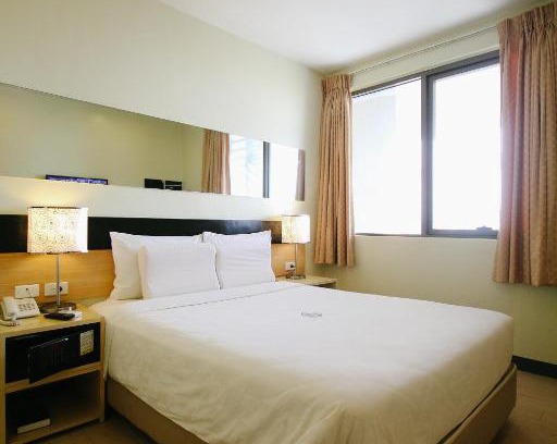 Iloilo City Proper Hotel | Go Hotels Iloilo