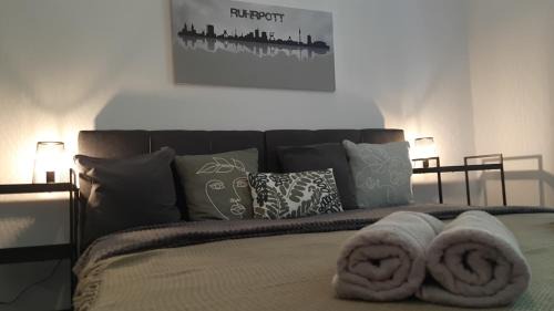 Stadtbezirke I Apartment | Gockel Homes 1 - Zentral mit Balkon & Netflix
