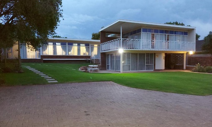 Potchefstroom House | Goedgedacht Guestrooms