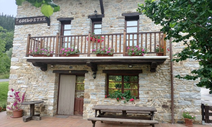 Zeanuri Cottage | Goikoetxe Baserria in Zeanuri