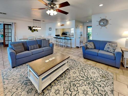 Rockport House | Going Coastal