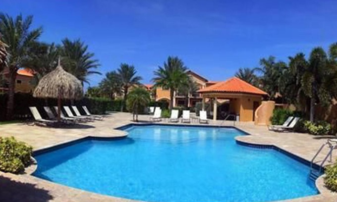 Gold Coast House | Gold Coast - Beautiful 2 Bedroom Town House