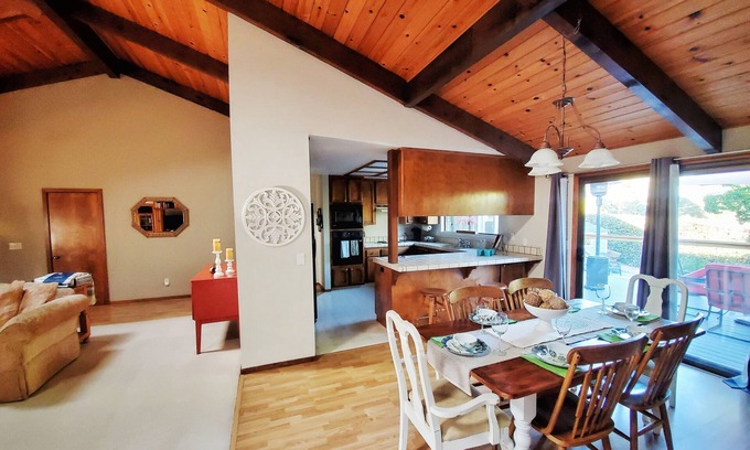 North Auburn House | Gold Country Getaway