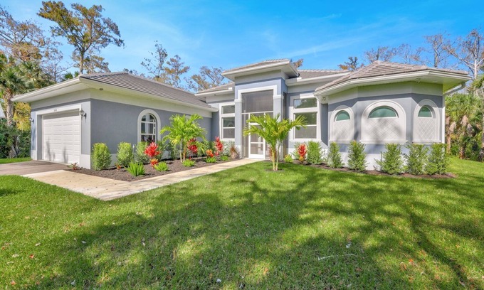 Rural Estates House | Golden Gate Estates - Single Family Home