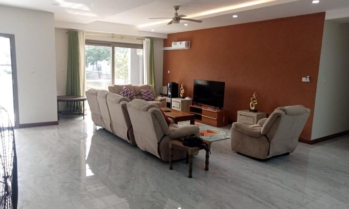 Tangana Apartment | Golden Gates Property