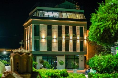 Veles Apartment | Golden Gish's apartments