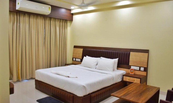 Malda Hotel | GOLDEN GLEAM RESORTS