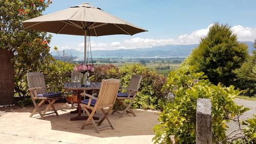 Brightwater House | Golden Hills Farm Cottage
