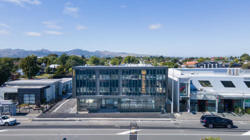 Riccarton Hotel | Golden Hotel