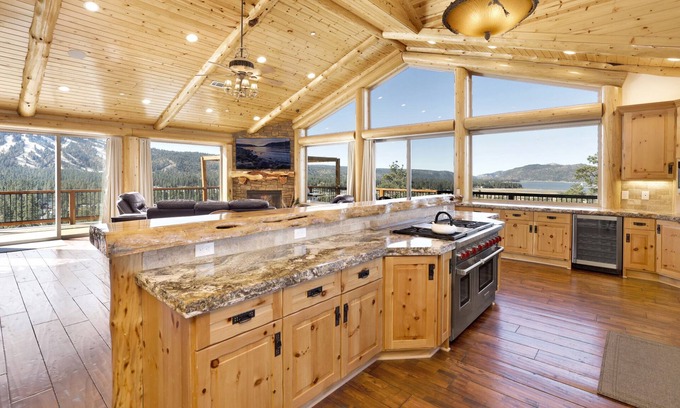 Castle Glen Estates Cabin | Golden Oak Log Cabin- Home Theater- Pool Table