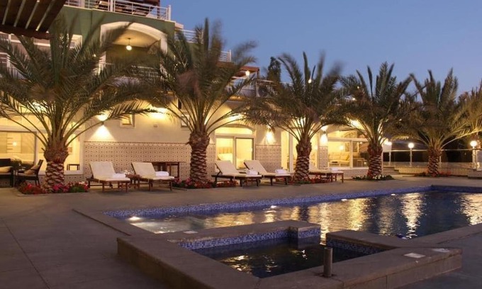 Ma'In Villa | Golden rays chalet